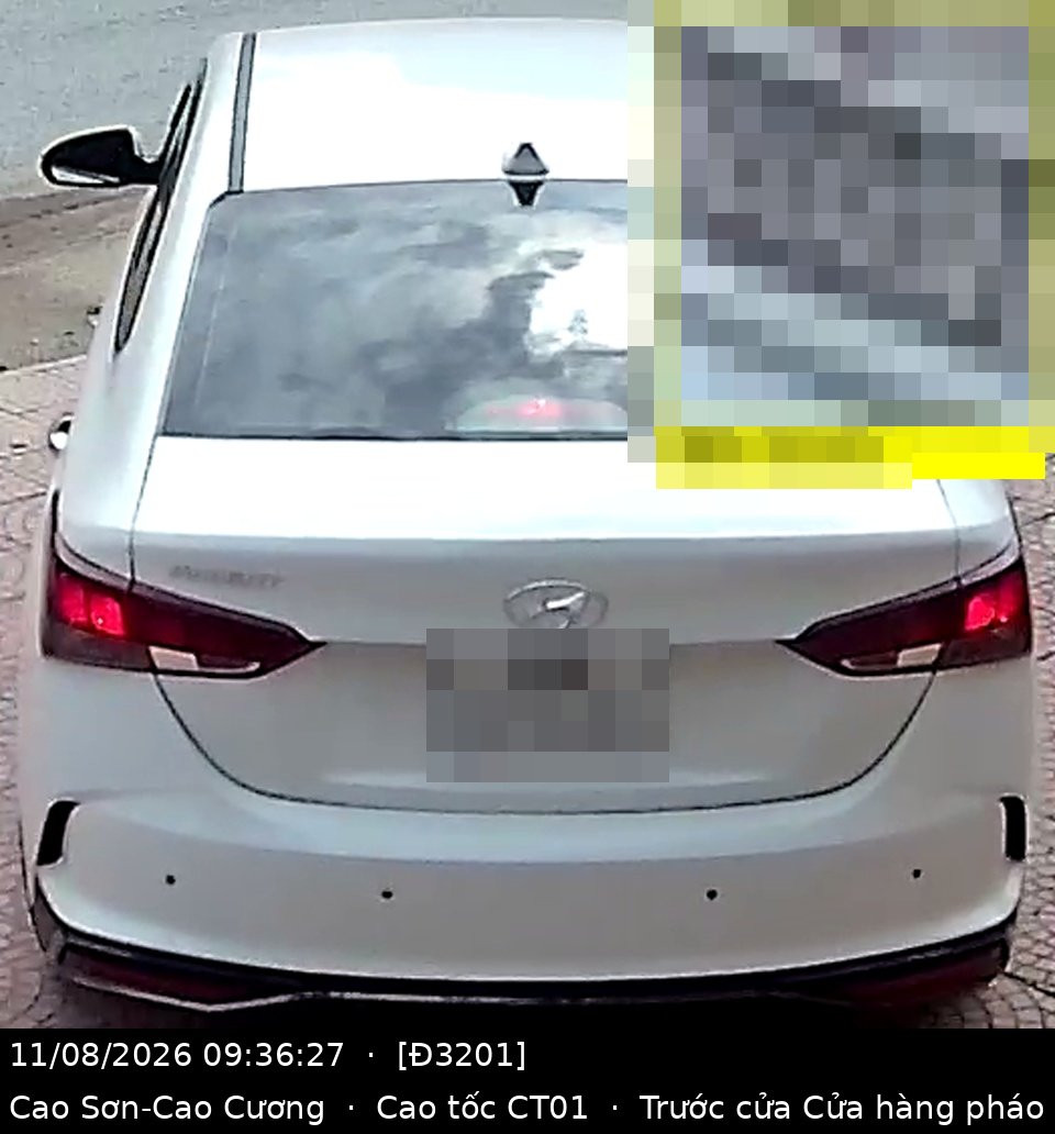 Ảnh bằng chứng một ô tô trên tuyến CT01, biển số đã làm mờ, đóng kèm ngày giờ, mã điểm và tên tuyến